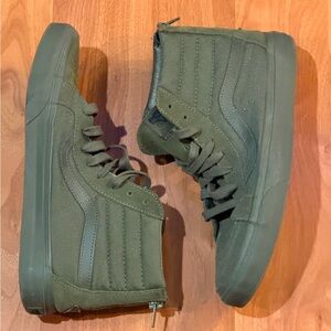Vans Men's Green High-Top Sneakers
